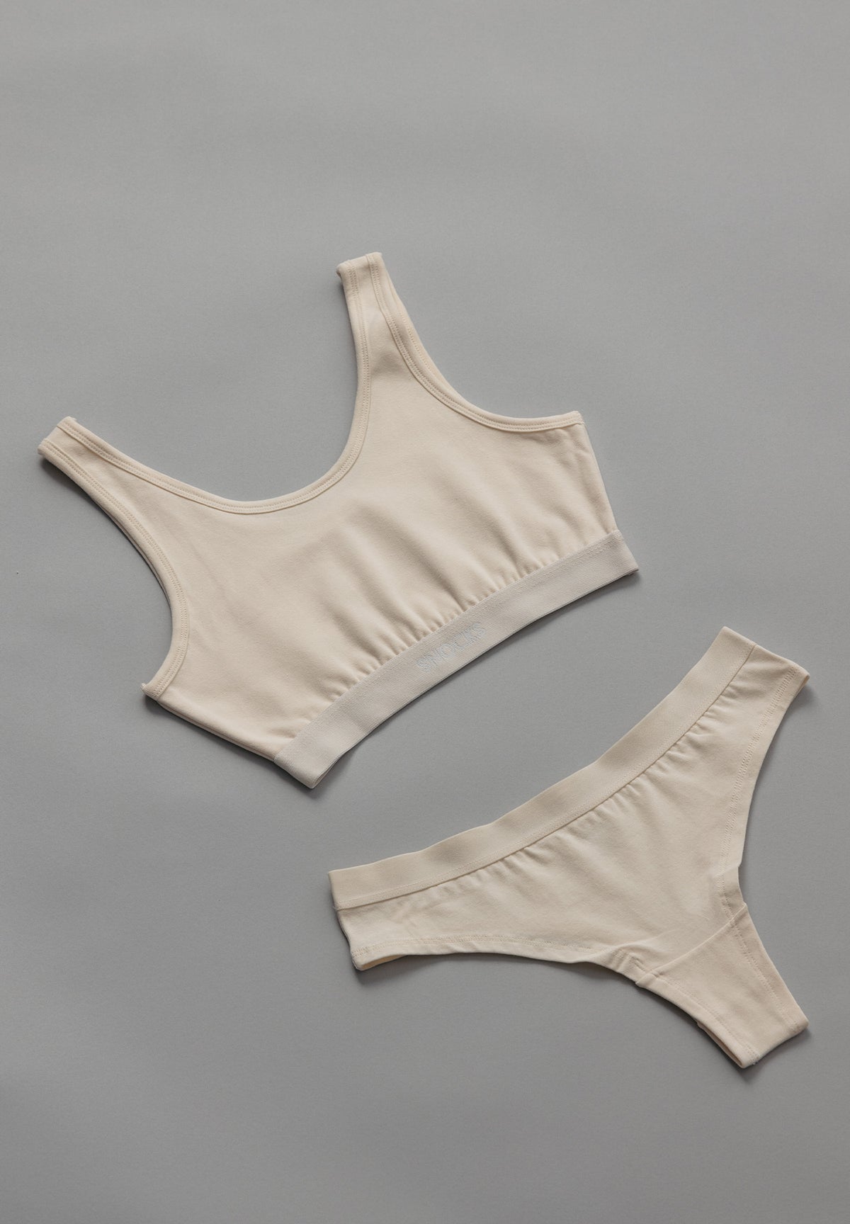 //snocks.com/cdn/shop/files/Mood-7.jpg?v=1659447627