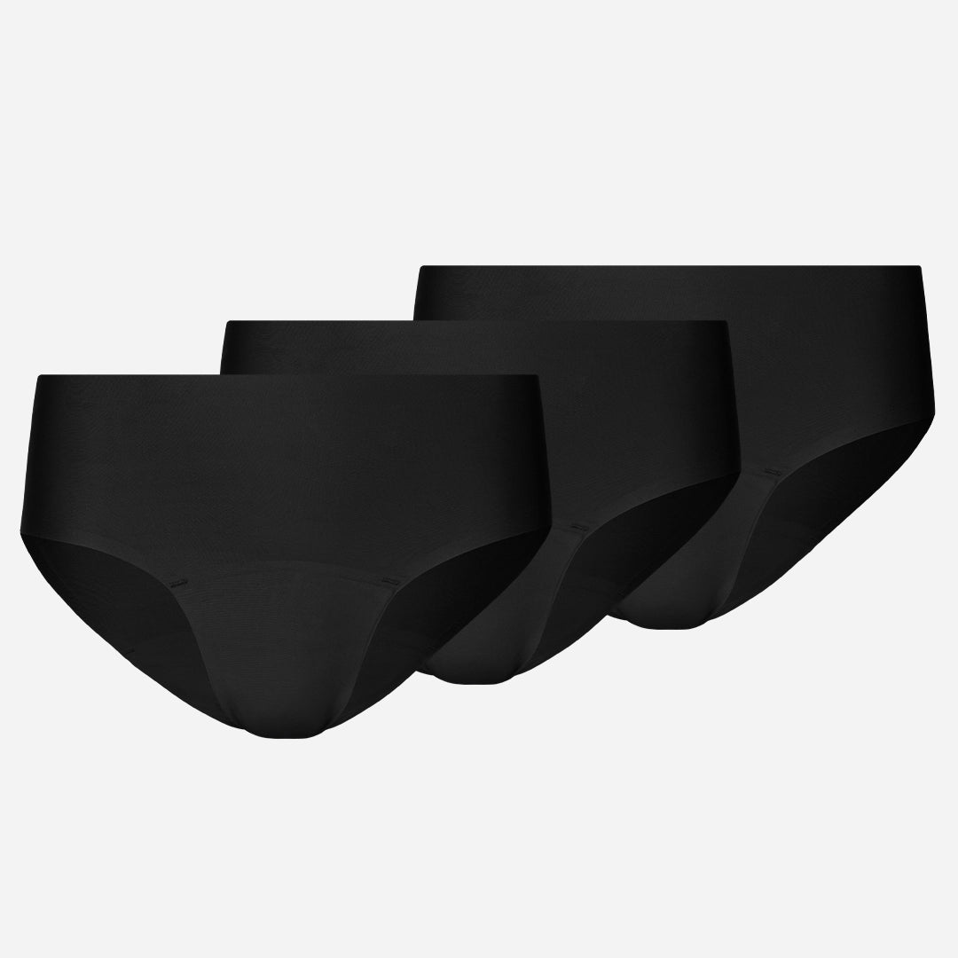{"alt": "Perioden Slip Seamless STRONG - Periodenunterwäsche - Schwarz", "quantity":"3"}
