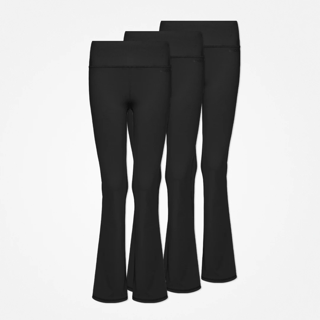 {"alt": "Leggings mit Schlag - Hosen - Schwarz", "quantity":"3"}