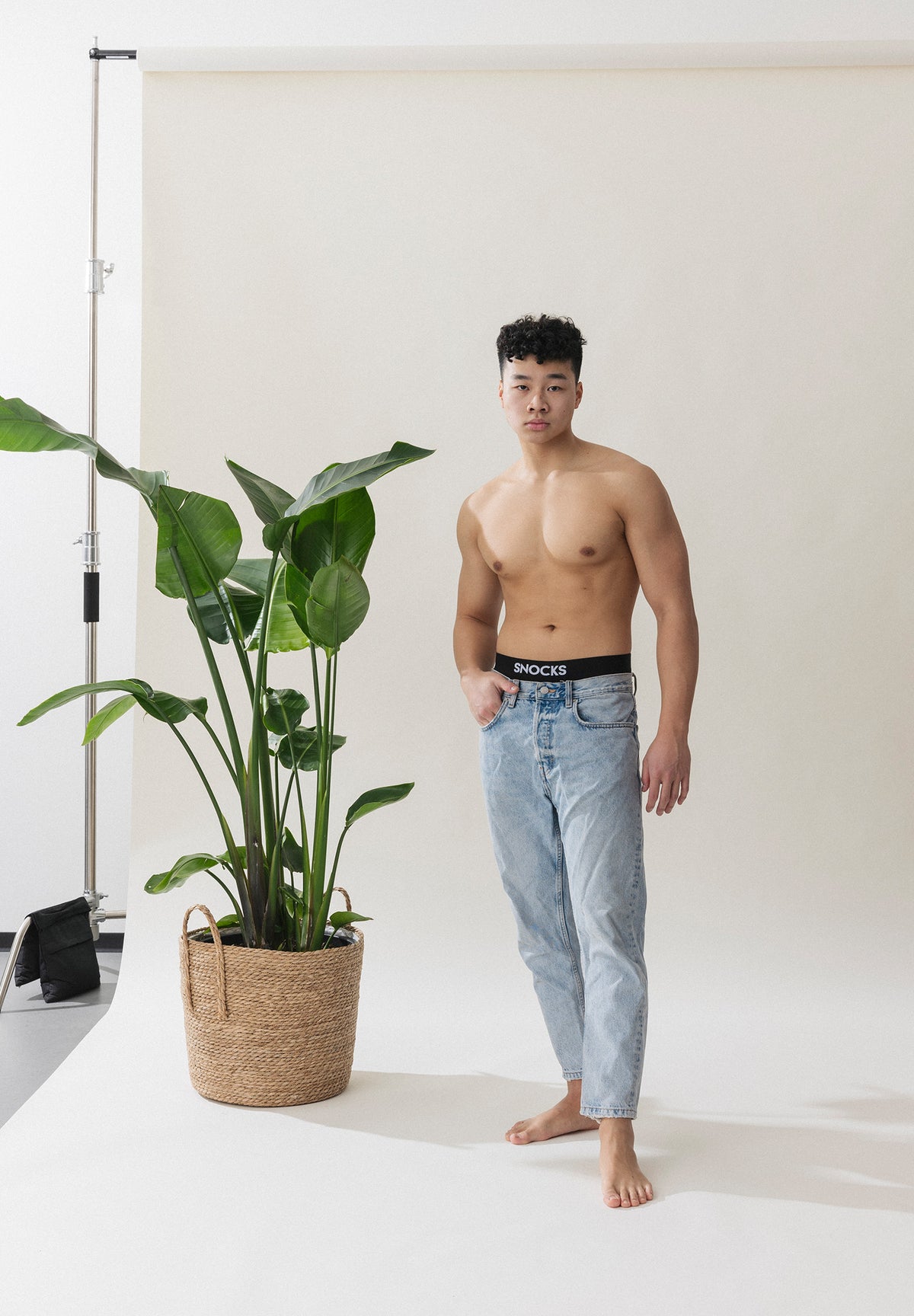 //snocks.com/cdn/shop/files/SPRING-22-12.jpg?v=1659438264