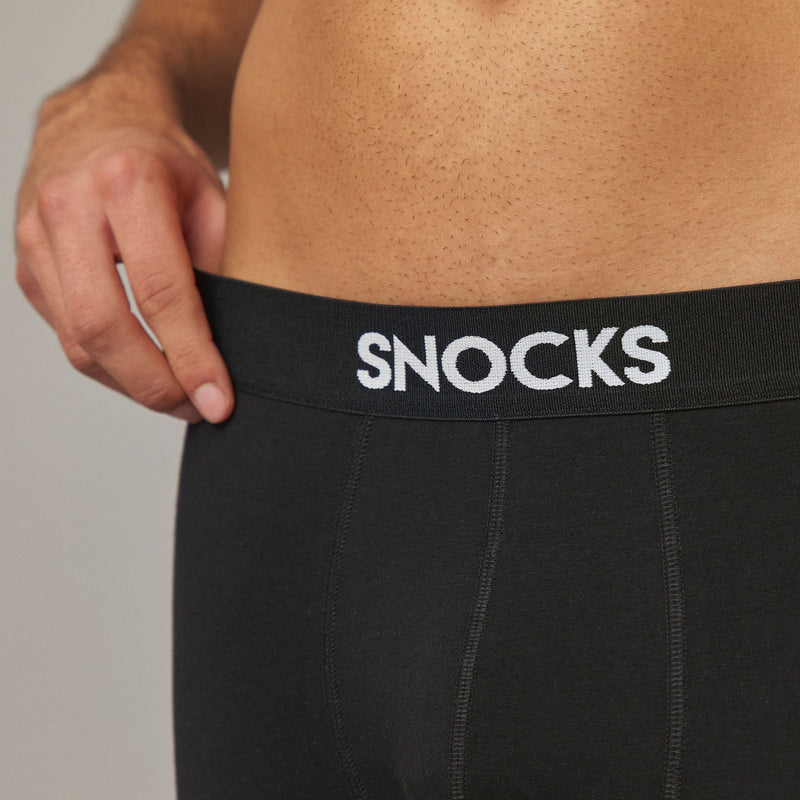 Boxershorts mit längerem Bein - Unterhosen - Snocks Logo