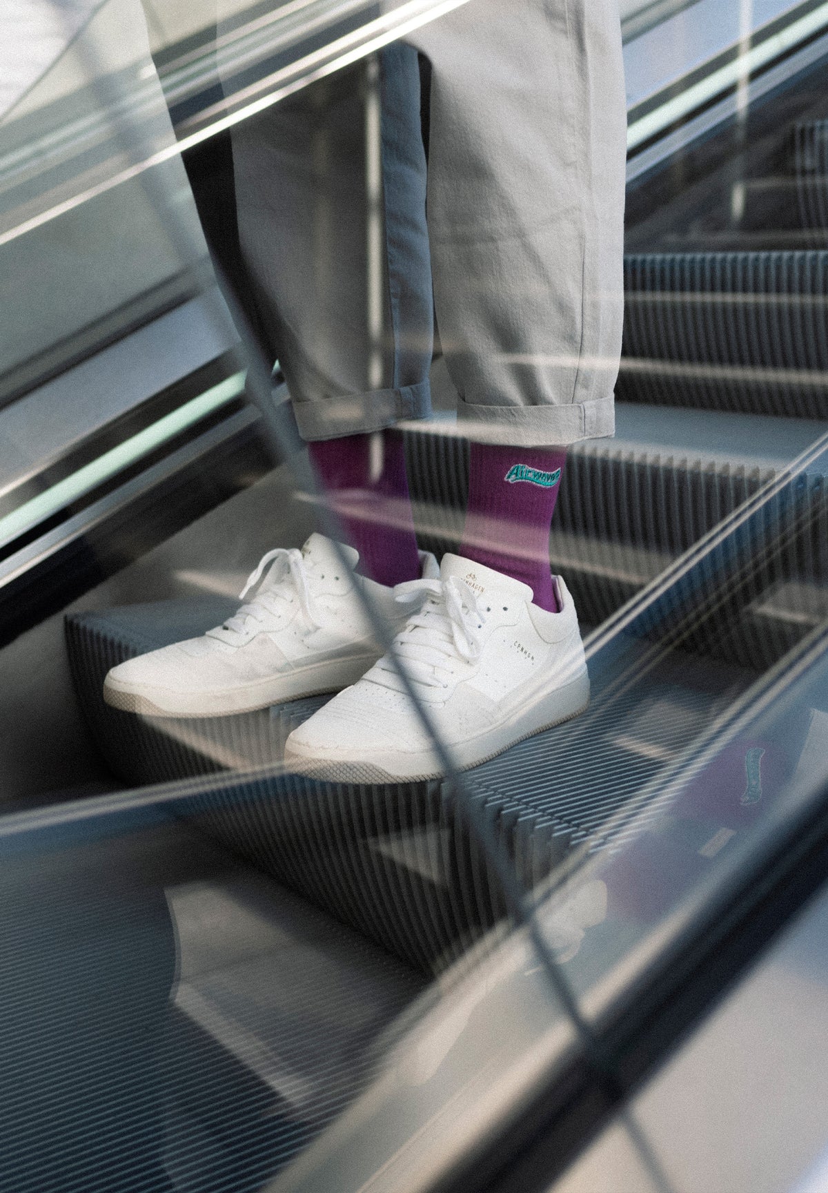 //snocks.com/cdn/shop/files/snocks-x-airwaves-4.jpg?v=1659450517