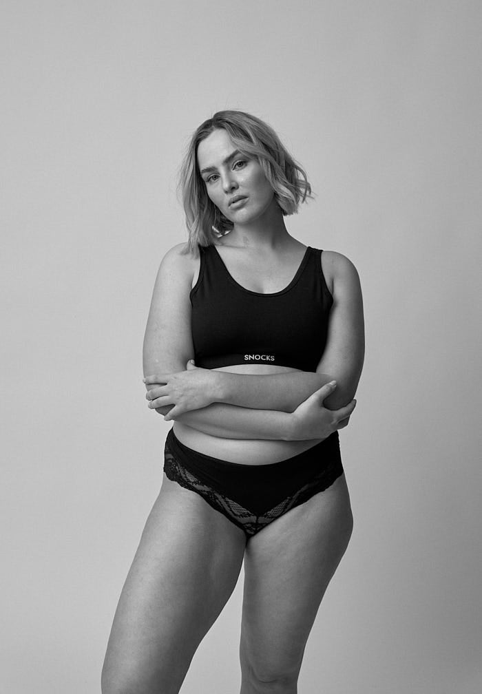 //snocks.com/cdn/shop/files/why-not-love-yourself-8.jpg?v=1677672544